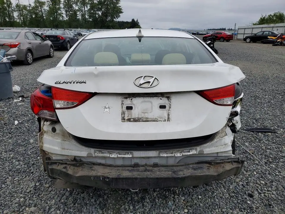 2013 HYUNDAI ELANTRA GLS  