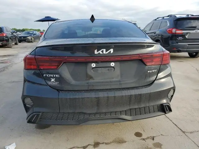 2024 KIA FORTE GT LINE  