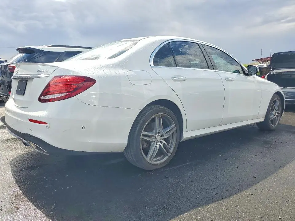 2017 MERCEDES-BENZ E 300 4MATIC  