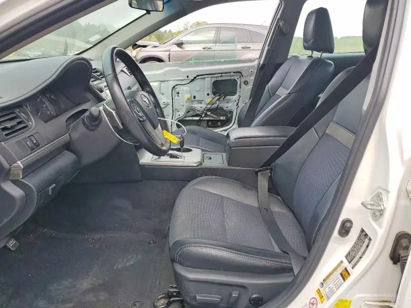 2012 TOYOTA CAMRY SE  