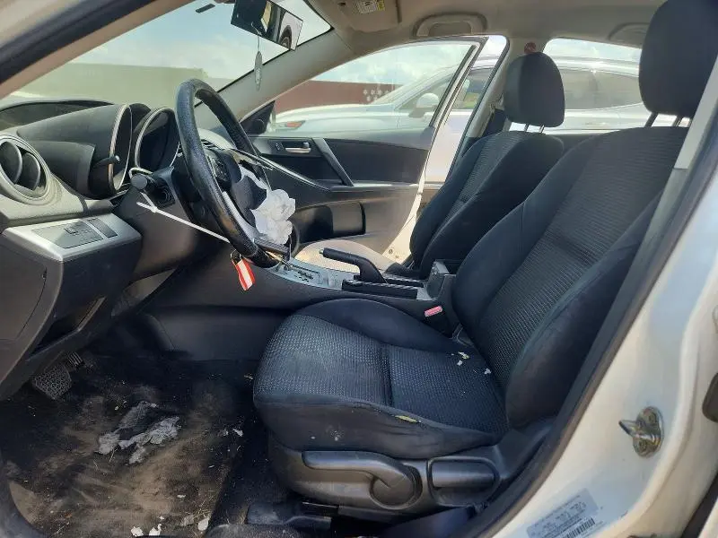2013 MAZDA 3 I  