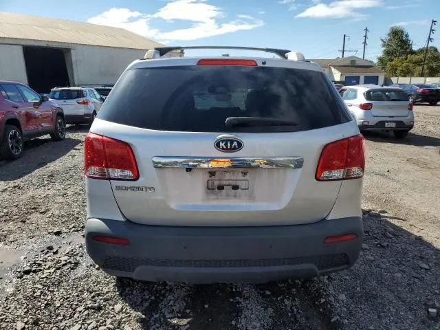 2011 KIA SORENTO BASE  