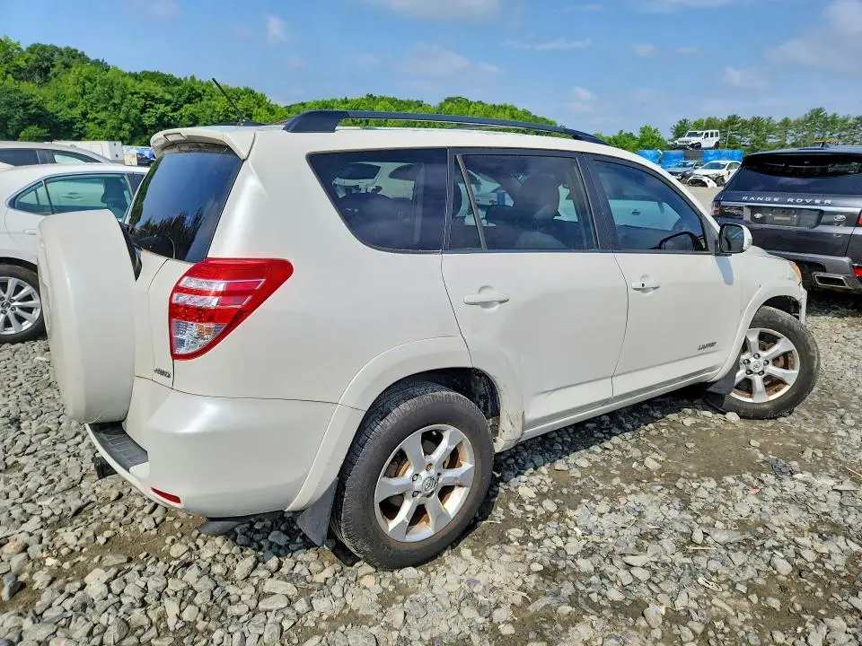 2010 TOYOTA RAV4 LIMITED  