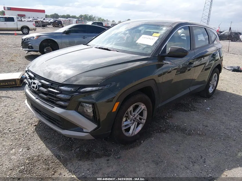 2025 HYUNDAI TUCSON SE