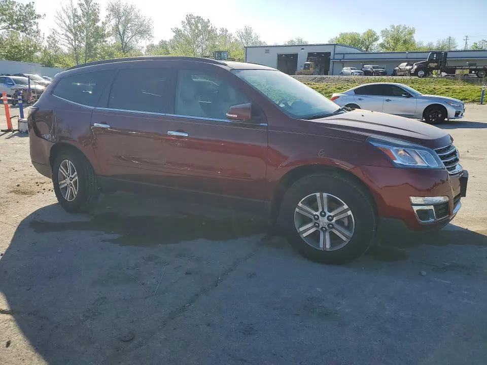 2017 CHEVROLET TRAVERSE LT  