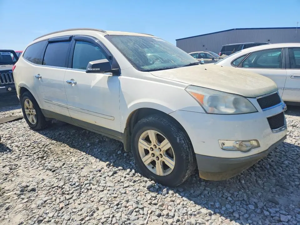 2012 CHEVROLET TRAVERSE LT  
