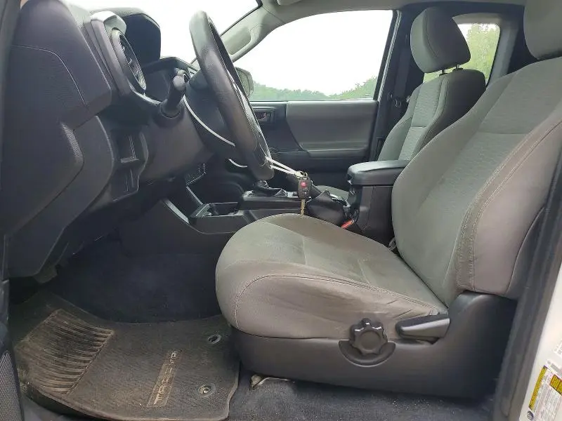 2016 TOYOTA TACOMA SR  