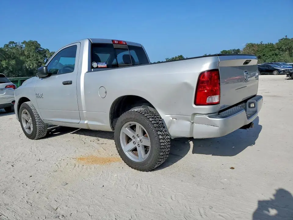 2015 RAM 1500 ST  