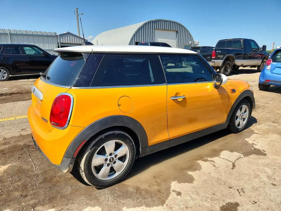 2014 MINI COOPER   