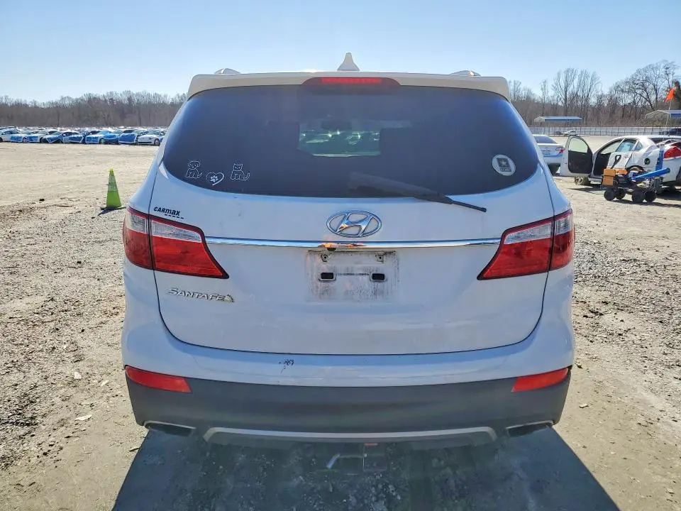 2016 HYUNDAI SANTA FE SE  