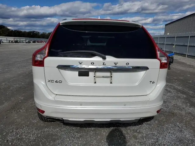 2015 VOLVO XC60 T6 PREMIER  