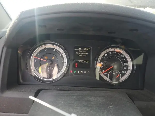 2019 RAM 1500 CLASSIC TRADESMAN  