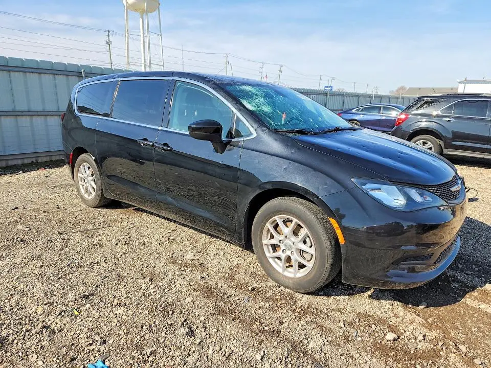 2022 CHRYSLER VOYAGER LX  