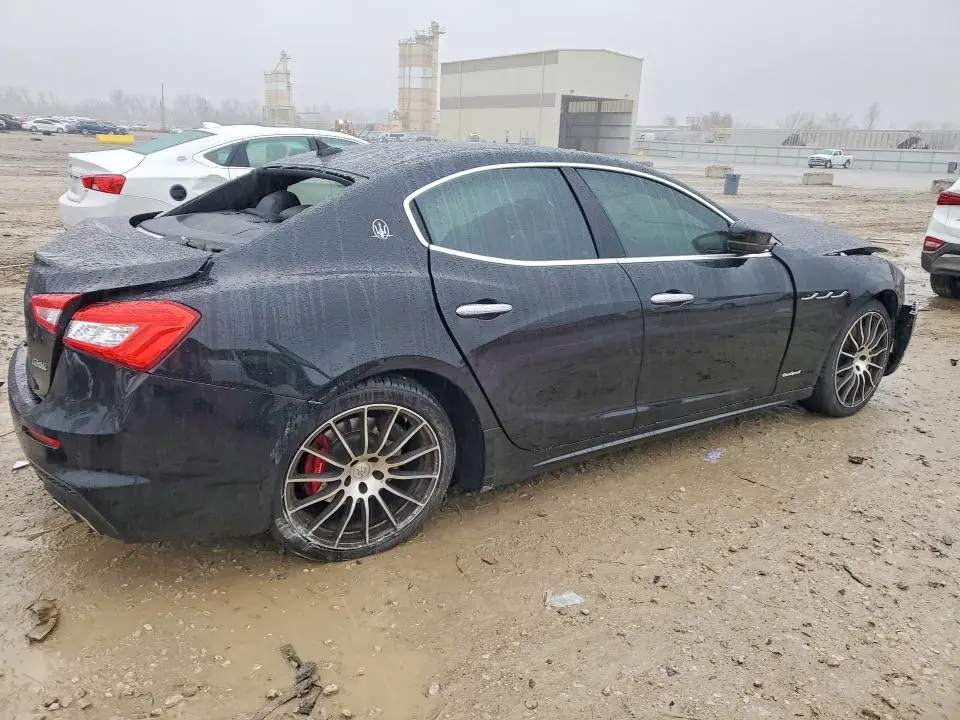 2018 MASERATI GHIBLI S  