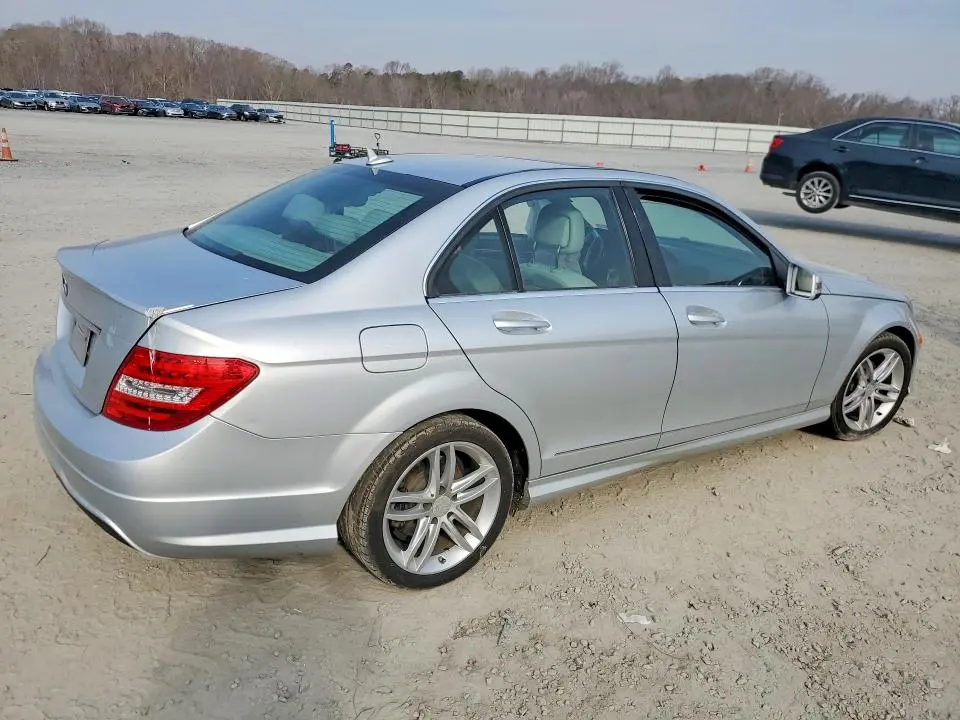 2013 MERCEDES-BENZ C 250  