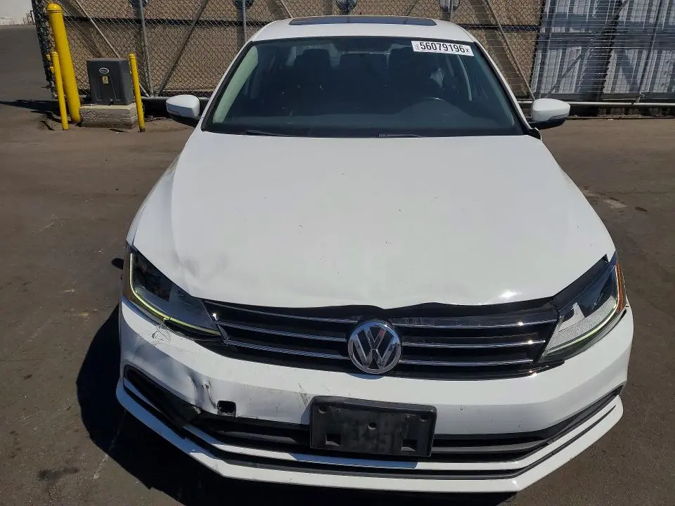 2017 VOLKSWAGEN JETTA SE  