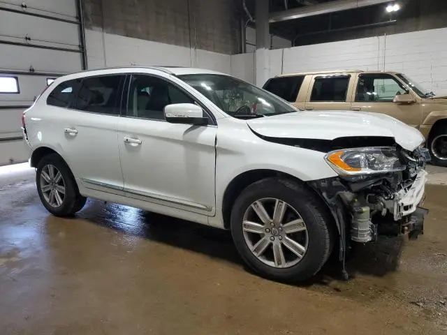 2016 VOLVO XC60 T5 PREMIER  