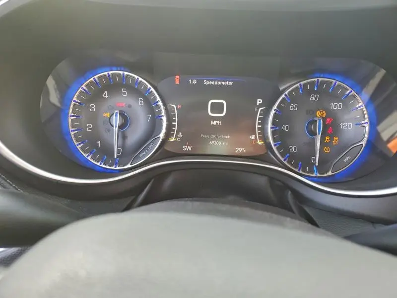 2020 CHRYSLER PACIFICA LIMITED  