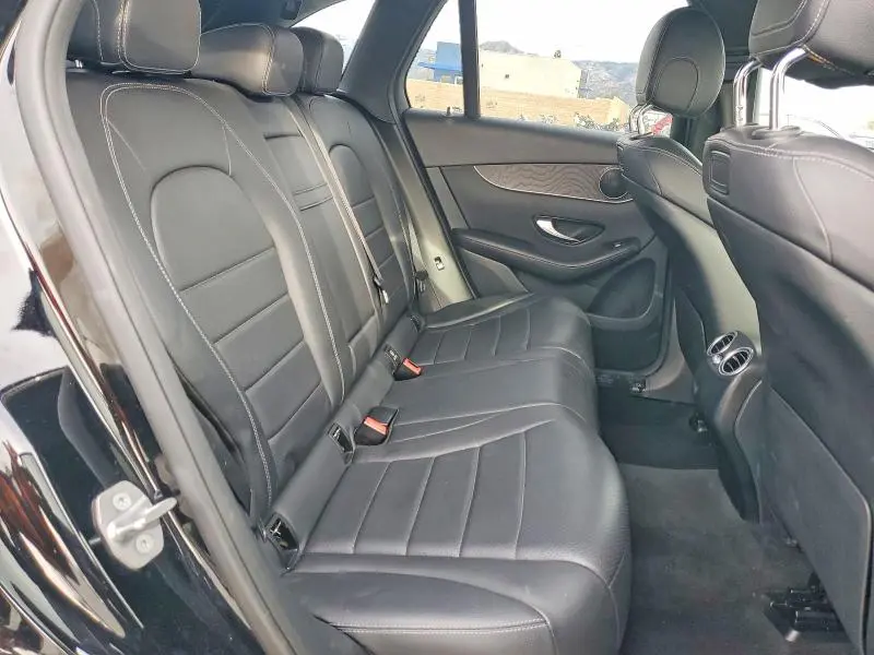 2018 MERCEDES-BENZ GLC 300  