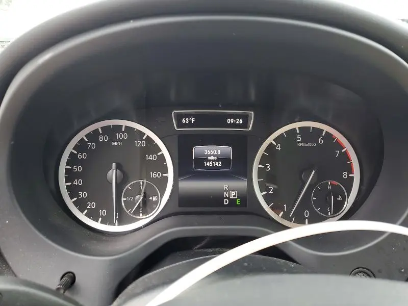 2017 INFINITI QX30 PREMIUM  