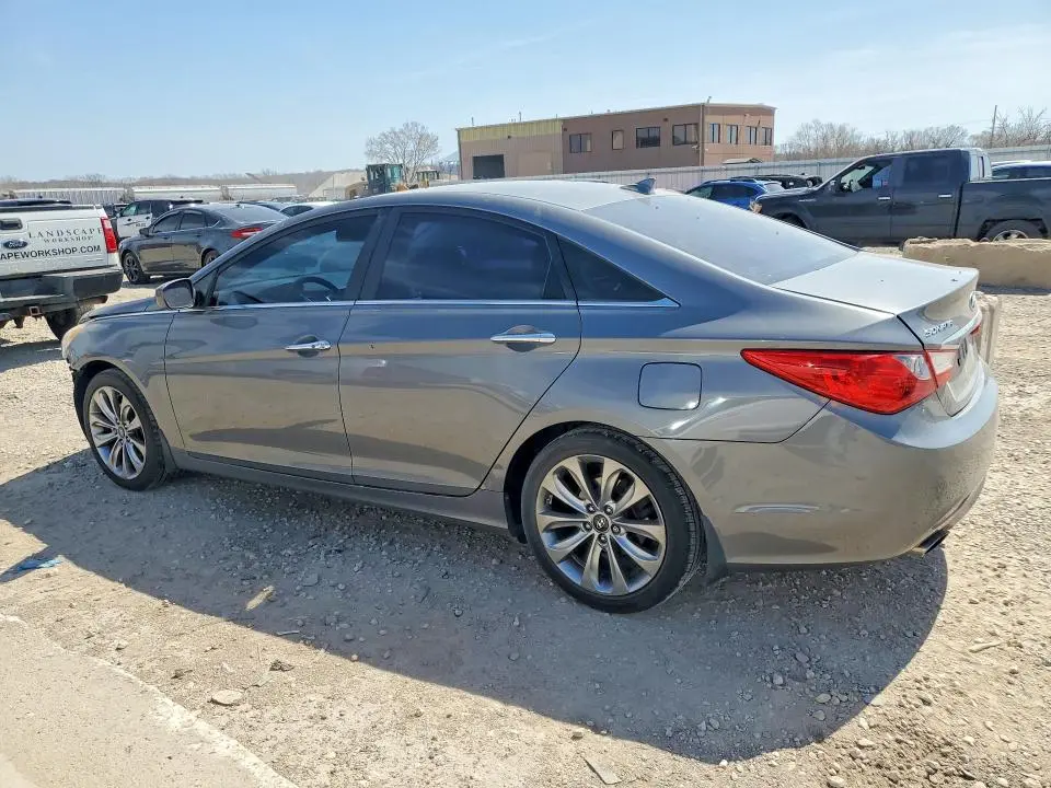 2013 HYUNDAI SONATA SE  