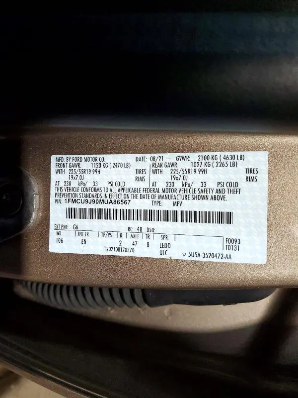 2021 FORD ESCAPE TITANIUM  