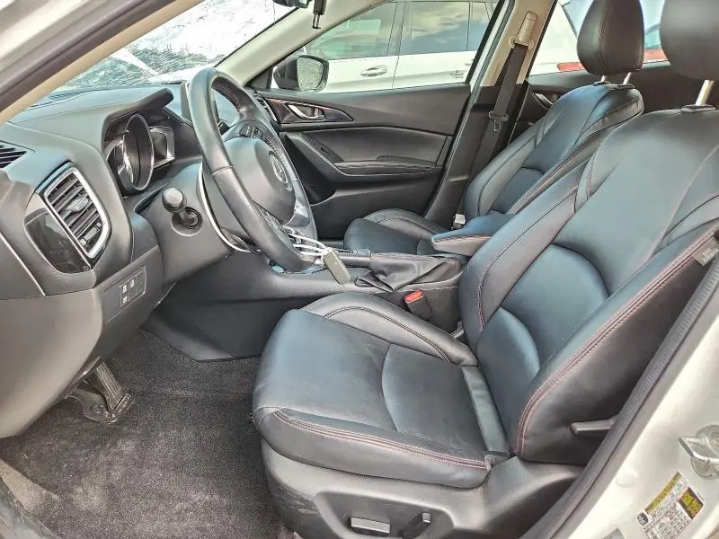 2016 MAZDA 3 TOURING  