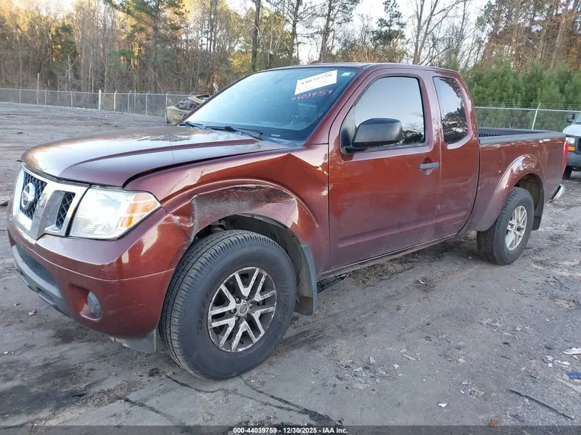 2017 NISSAN FRONTIER SV