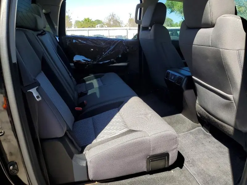 2014 TOYOTA TUNDRA SR5  