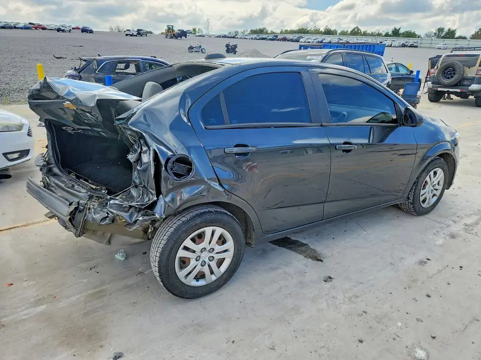 2020 CHEVROLET SONIC LS  