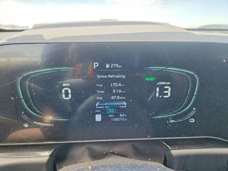 2023 KIA NIRO EX  