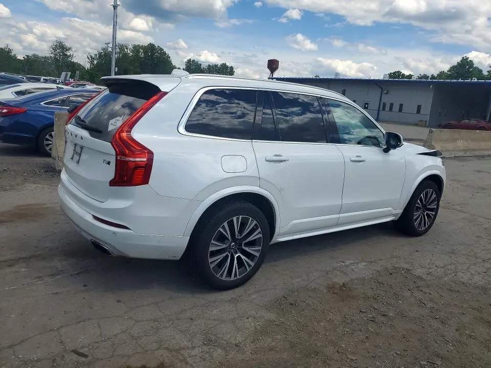 2020 VOLVO XC90 T5 MOMENTUM  
