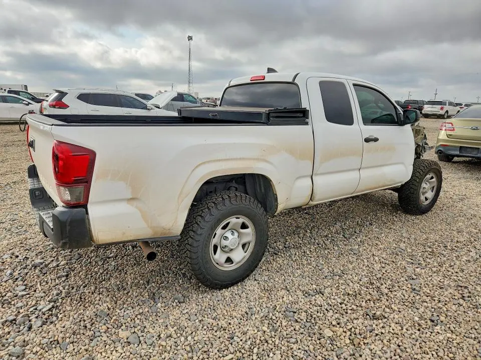 2020 TOYOTA TACOMA SR  