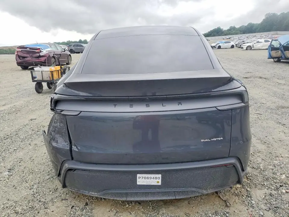 2026 TESLA MODEL Y   