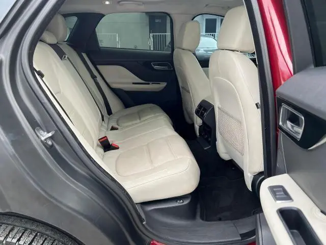2017 JAGUAR F-PACE PRESTIGE  