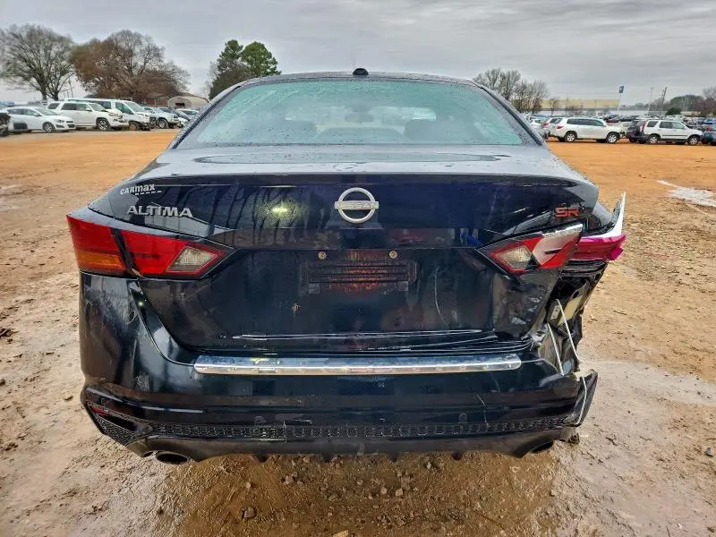 2023 NISSAN ALTIMA SR  