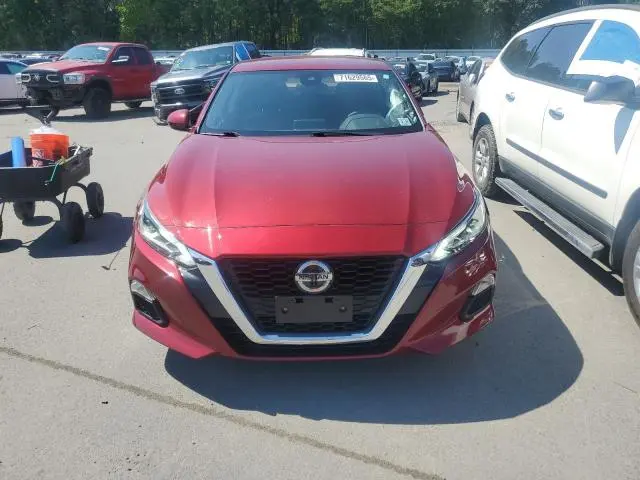 2022 NISSAN ALTIMA SV