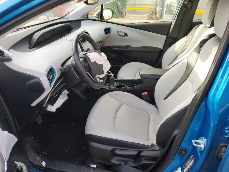 2022 TOYOTA PRIUS XLE AWD-E  