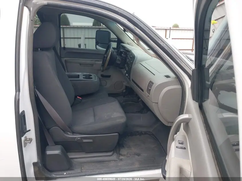 2011 CHEVROLET SILVERADO 2500HD WORK TRUCK