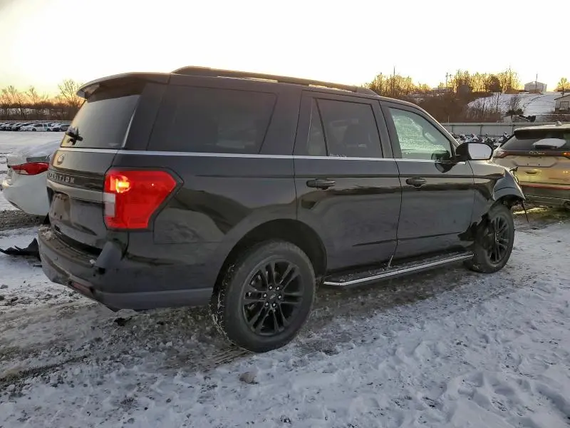 2023 FORD EXPEDITION XLT  