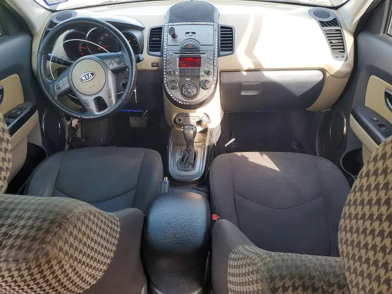 2011 KIA SOUL +  