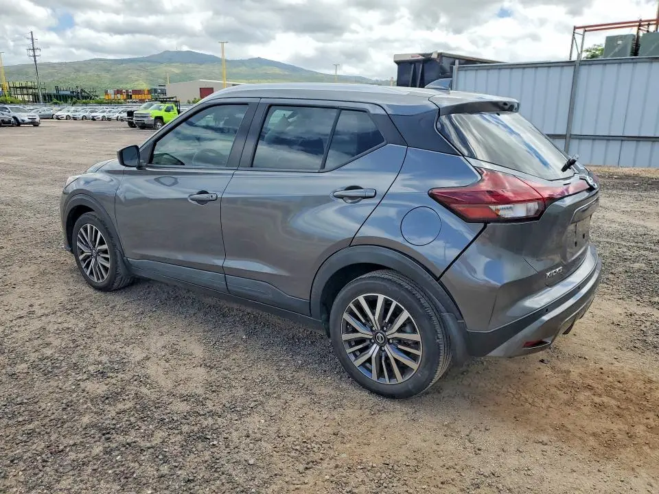 2021 NISSAN KICKS SV  