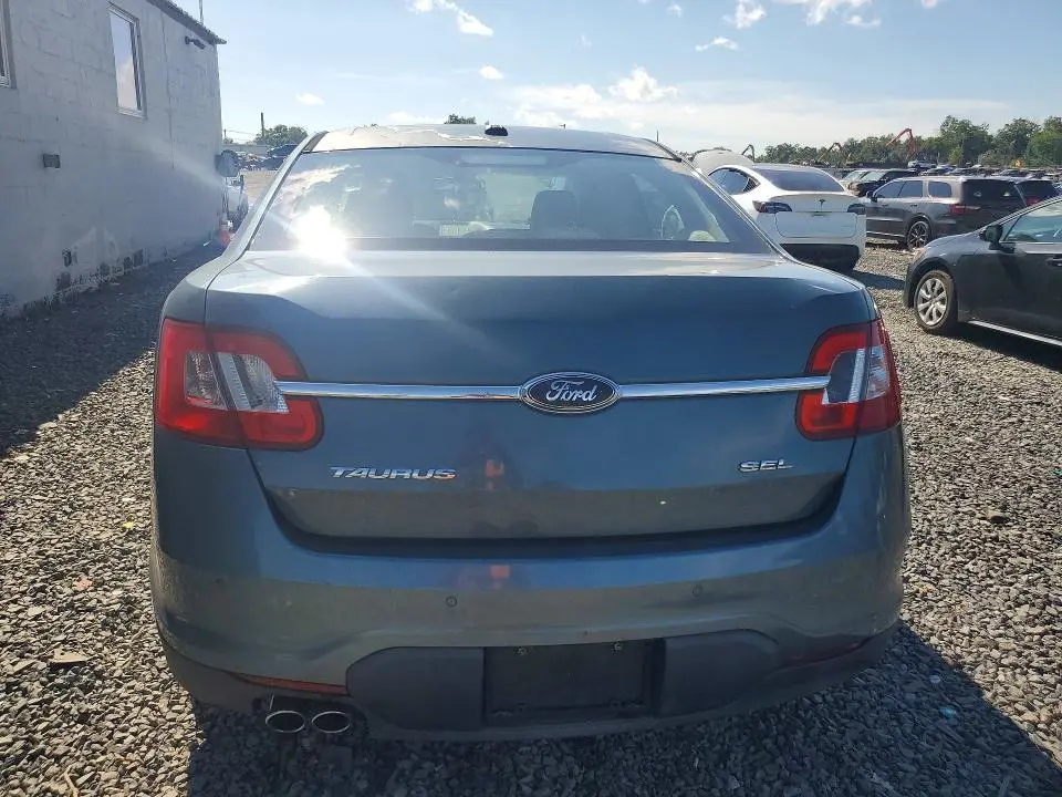 2010 FORD TAURUS SEL  