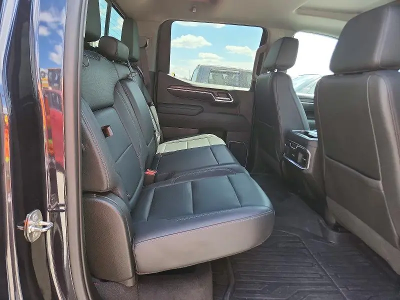 2023 GMC SIERRA K1500 SLT  