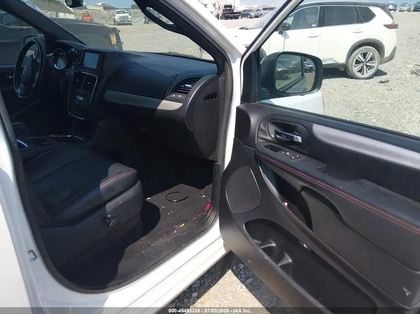 2017 DODGE GRAND CARAVAN GT