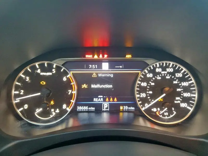 2024 NISSAN ALTIMA SR  