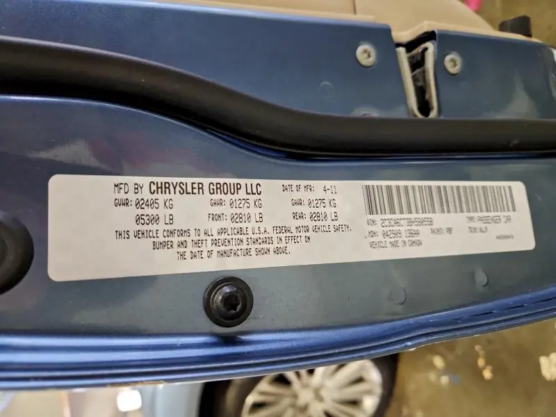 2011 CHRYSLER 300C   