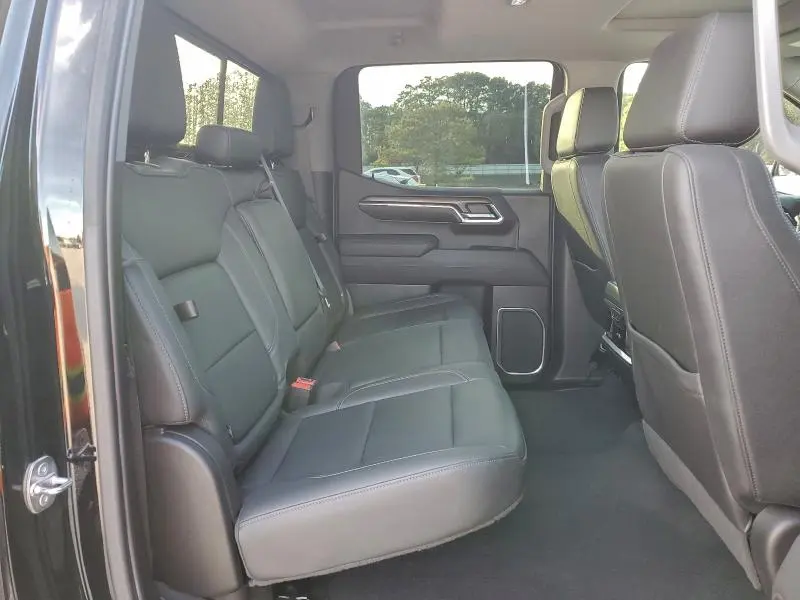 2023 GMC SIERRA K1500 SLT  