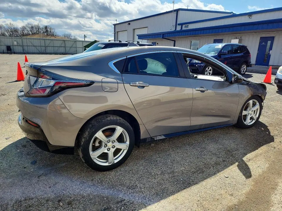 2017 CHEVROLET VOLT LT  
