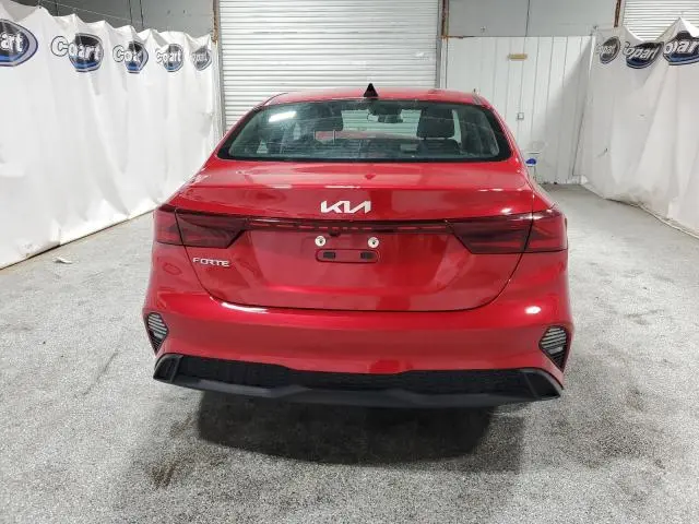 2023 KIA FORTE LX  